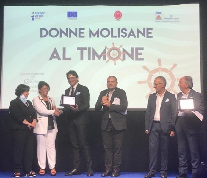 donne al timone