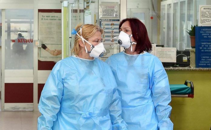 DONNE SANITA DECRETO FOTO